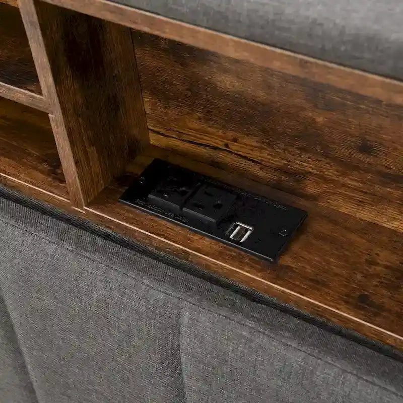 Lit plateforme rembourré grand format avec tête de lit de rangement et ports USB