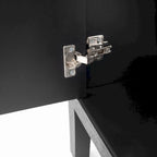 Credenza contenitore a 4 ante con ripiani regolabili